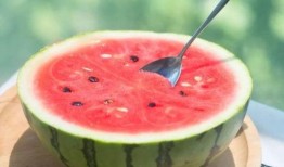 西瓜你吃瓜了嗎,你吃瓜了嗎？