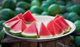 吃梨瓜減肥,輕松享瘦，美味與健康的完美結合