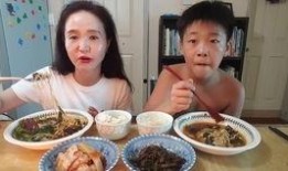 吃瓜論壇母子,母子情深，網友熱議家庭溫馨瞬間