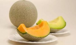 孕中期吃蜜瓜好不好,營(yíng)養(yǎng)美味，孕婦滋補(bǔ)佳選