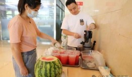 團(tuán)隊(duì)吃瓜,揭秘職場(chǎng)中的歡樂(lè)時(shí)光與團(tuán)隊(duì)凝聚力